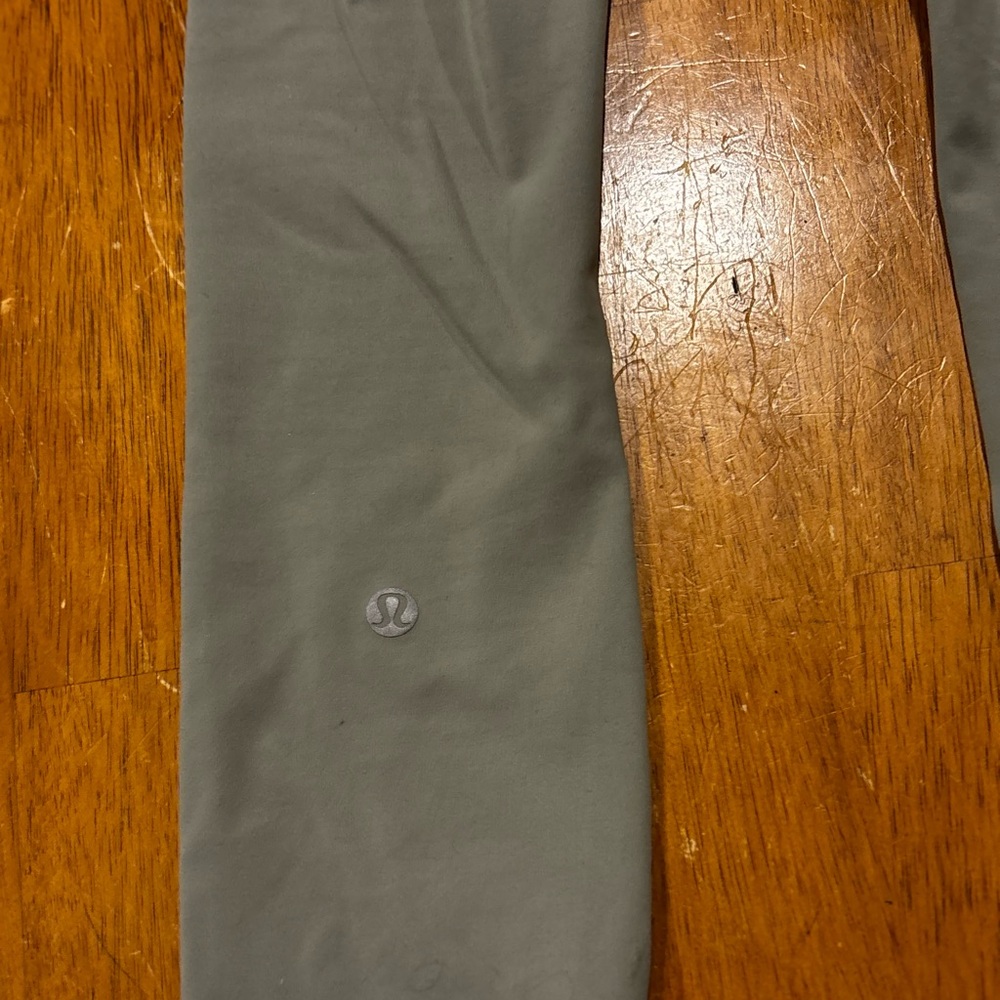 Lululemon Sage Green High Rise Leggings Size 0 Full Length Athletic Yoga - Picture 6 of 9